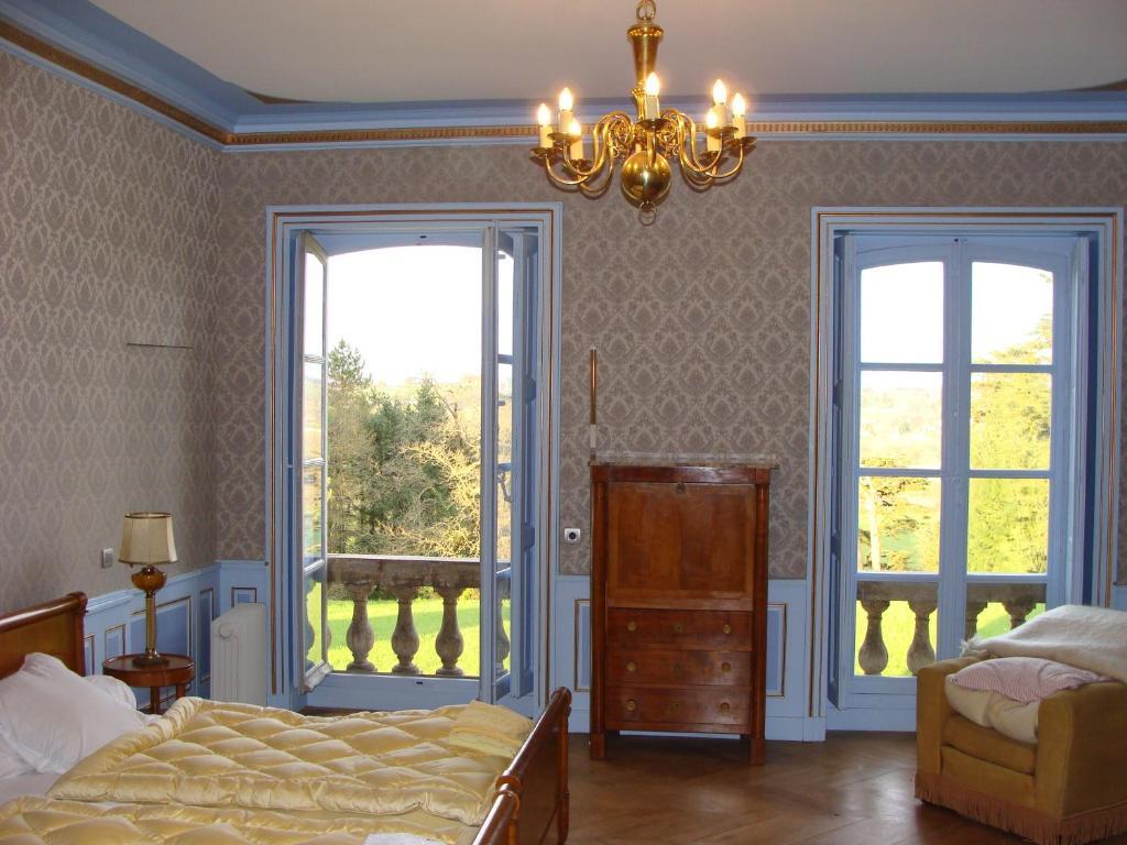 Parigny  ル シャトー ダイイ Bed & Breakfast 部屋 写真