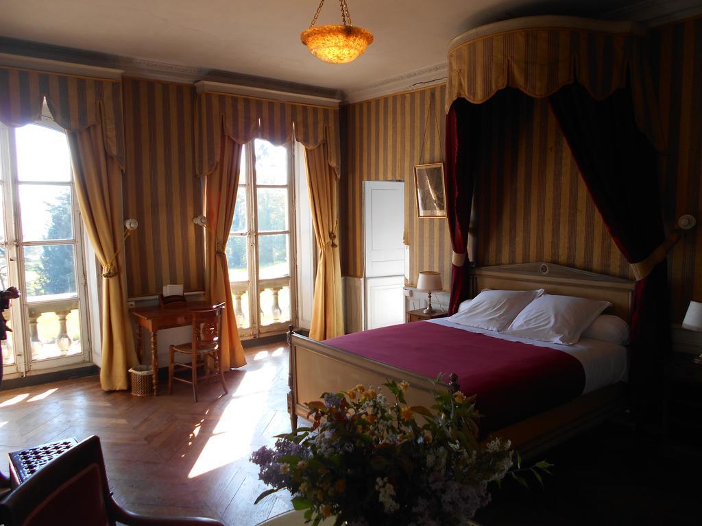 Parigny  ル シャトー ダイイ Bed & Breakfast エクステリア 写真