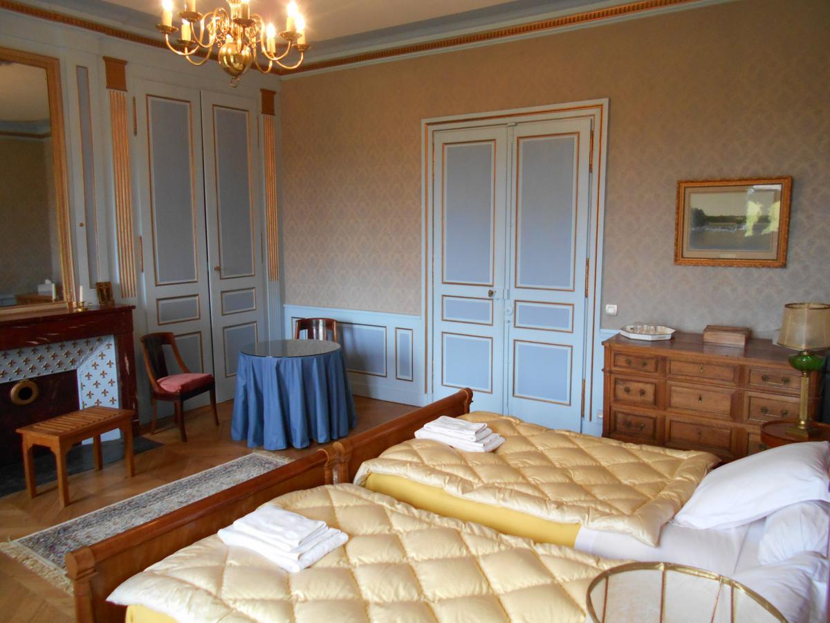Parigny  ル シャトー ダイイ Bed & Breakfast エクステリア 写真